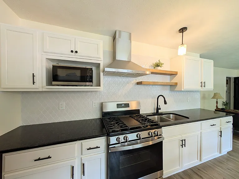 2369 Gurley Dr — Photo 8