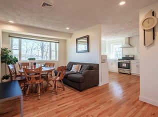 201 Grove St #201, Cambridge, MA 02138