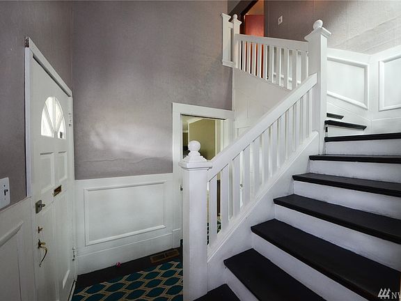 5th image of 820 N Washington Ave