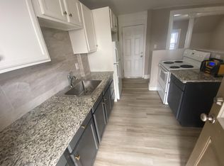293 Manchester St #2, Manchester, NH 03103