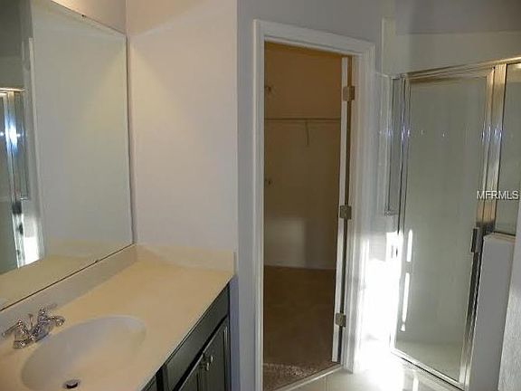 4th image of 124 Tarracina Way