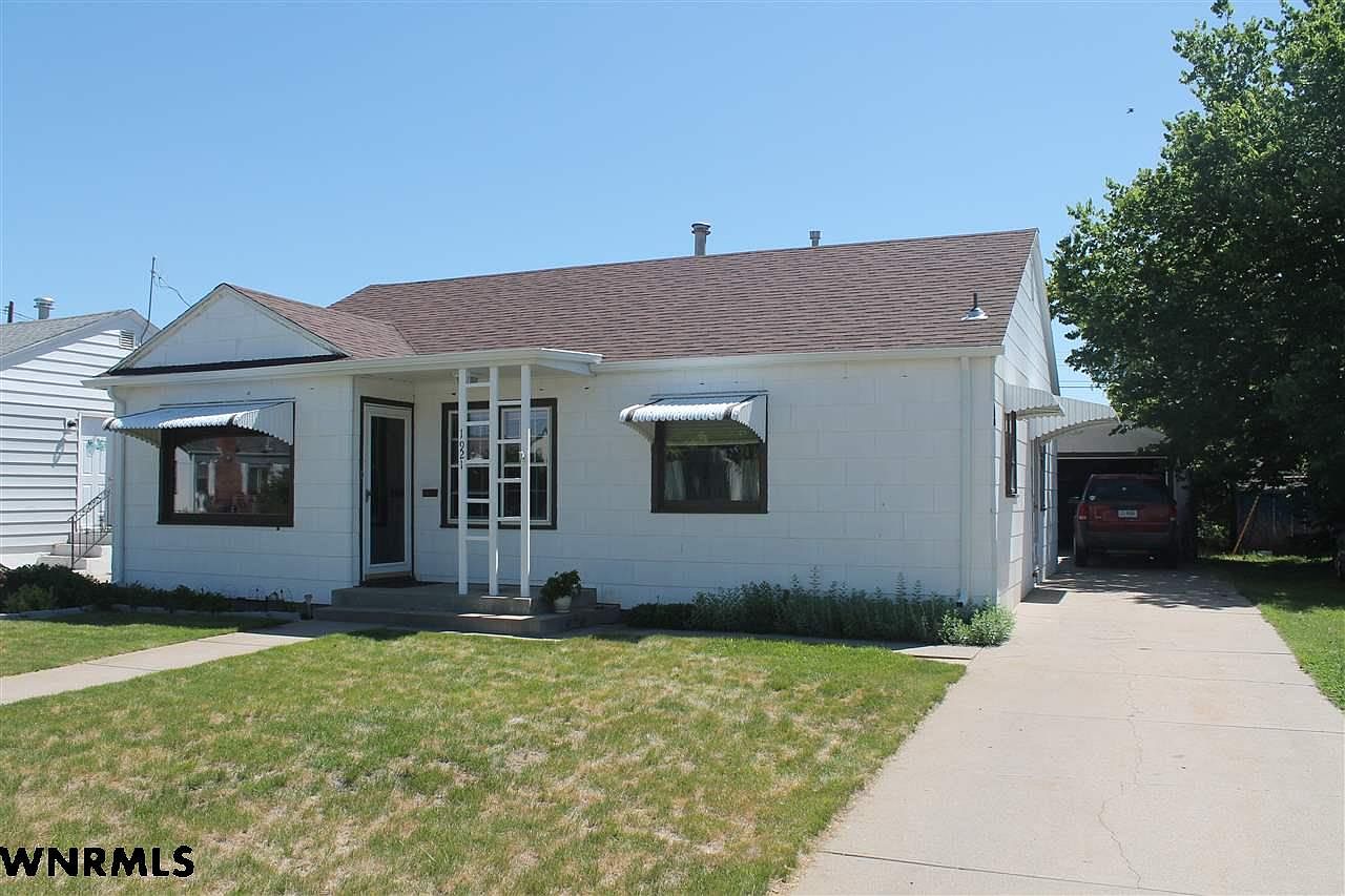 1921 9th Ave, Scottsbluff, NE 69361 Zillow