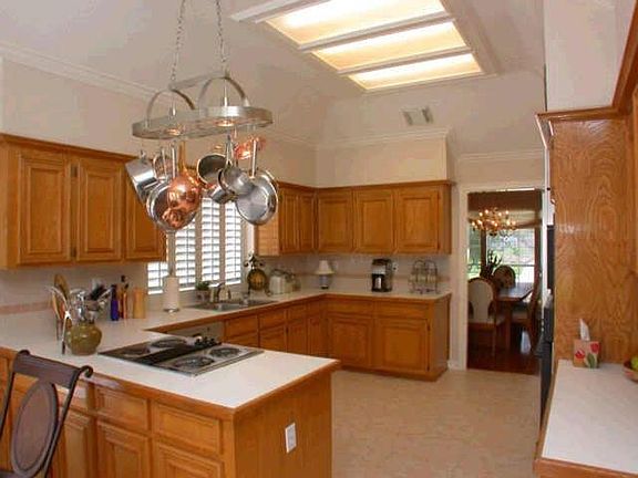 2nd image of 3138 Prosperity South Dr
