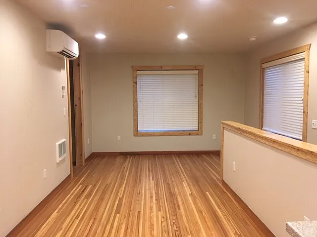 708 E 7th Ave #2 — Photo 2