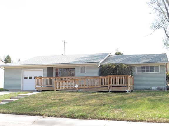 Well maintained Rancher.