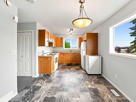 4th image of 1205 Fleming Ave #A