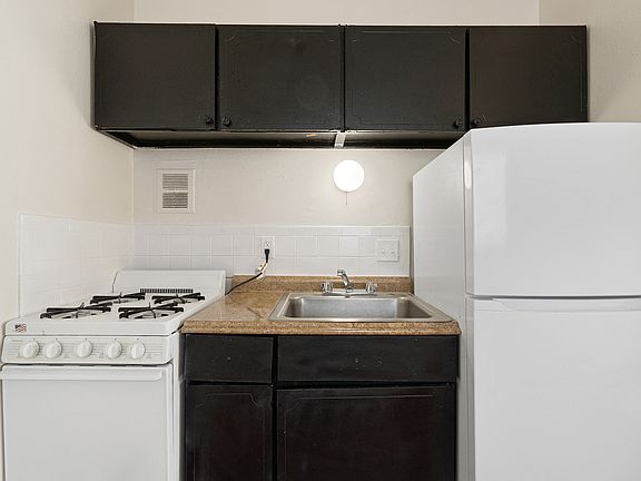2nd image of 2155 Hecht Ave #2164