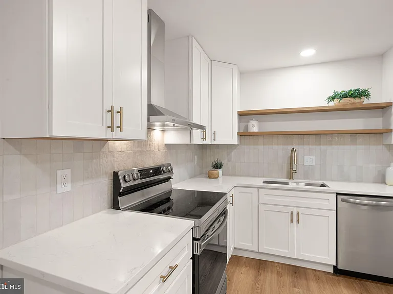 12312 Coleraine Ct — Photo 19