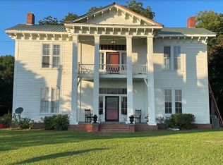 1591 Coats Bend Cir, Gadsden, AL 35901