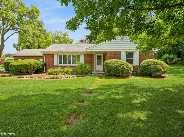 947 Ridgeland Ave, Mundelein, IL 60060