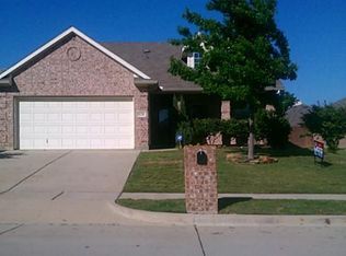 1128 Sweetwater Dr, Burleson, TX 76028