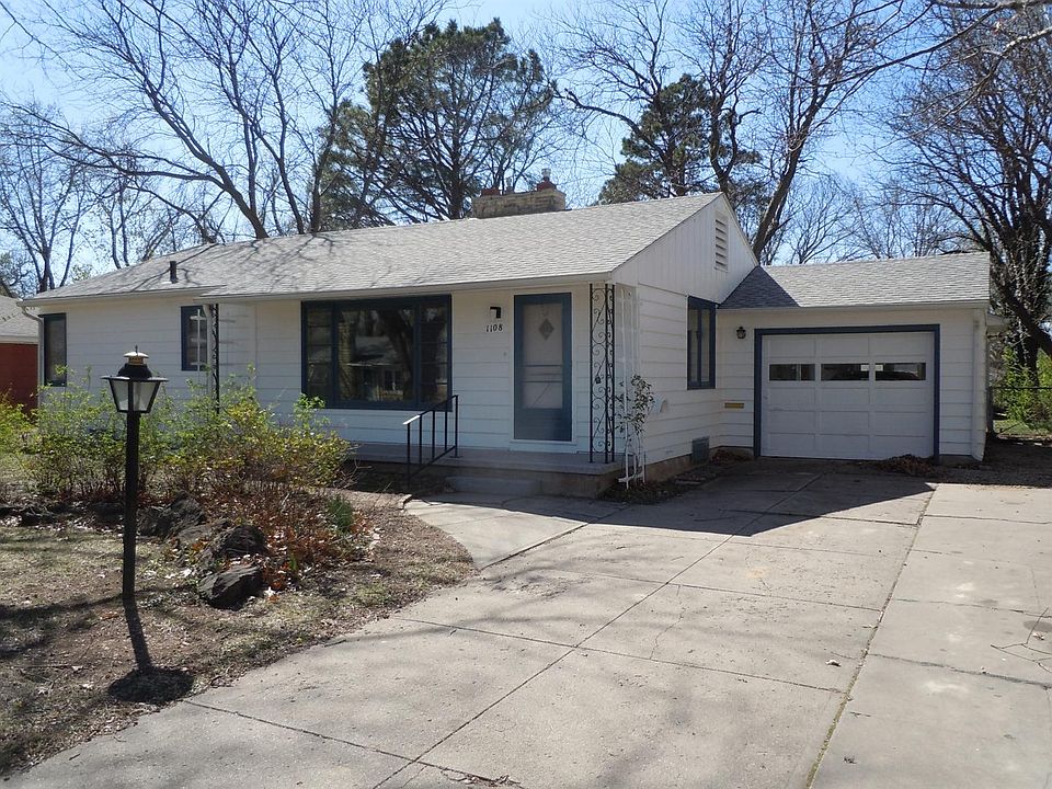 1st image of 1108 Spruceway St