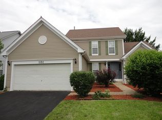 2152 Edinburgh Ln, Aurora, IL 60504