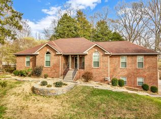 1005 Brandon Ct, Mount Juliet, TN 37122