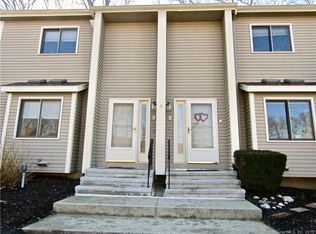 227 Twin Lakes Rd APT F, North Branford, CT 06471