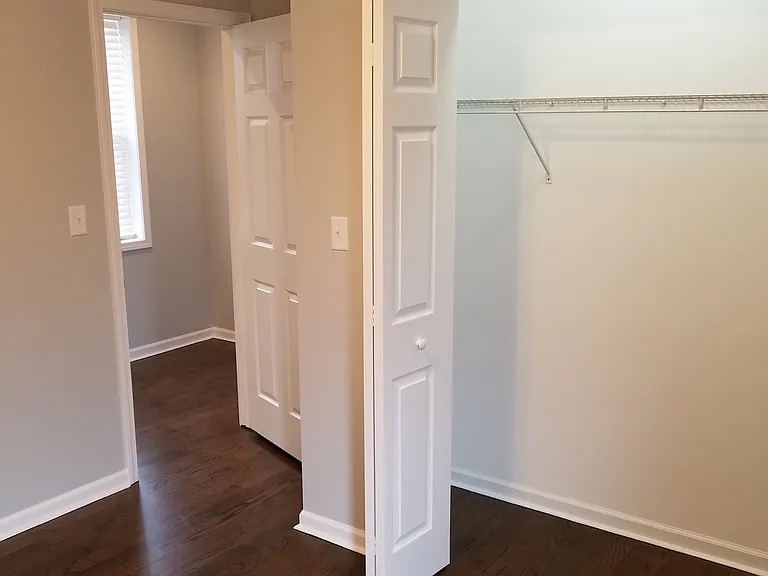 1926 W 21st Pl #2R — Photo 9
