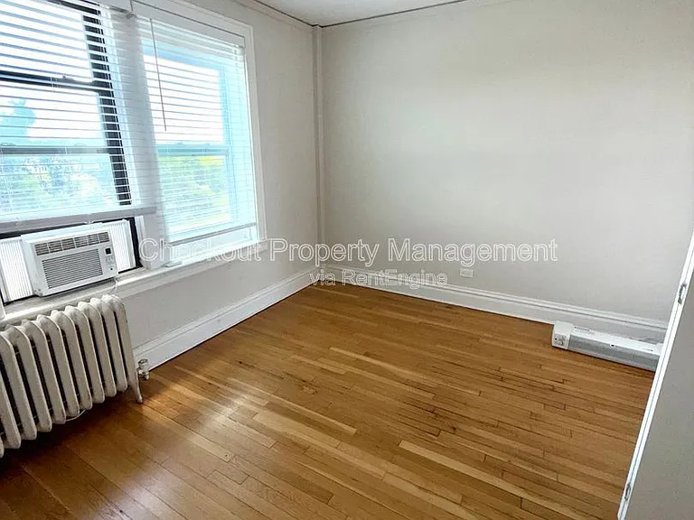 5616 Pershing Ave #64 — Photo 5