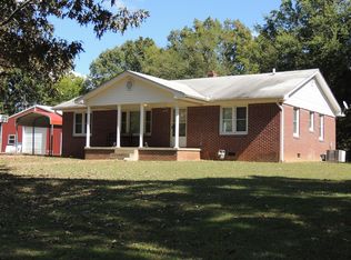 13870 Natchez Trace Rd, Lexington, TN 38351