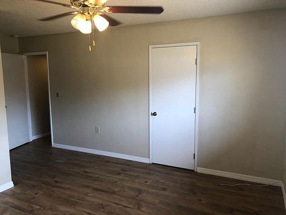5th image of 570 La Mancha Pl