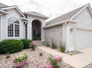 13521 Village Ct, Clive, IA 50325