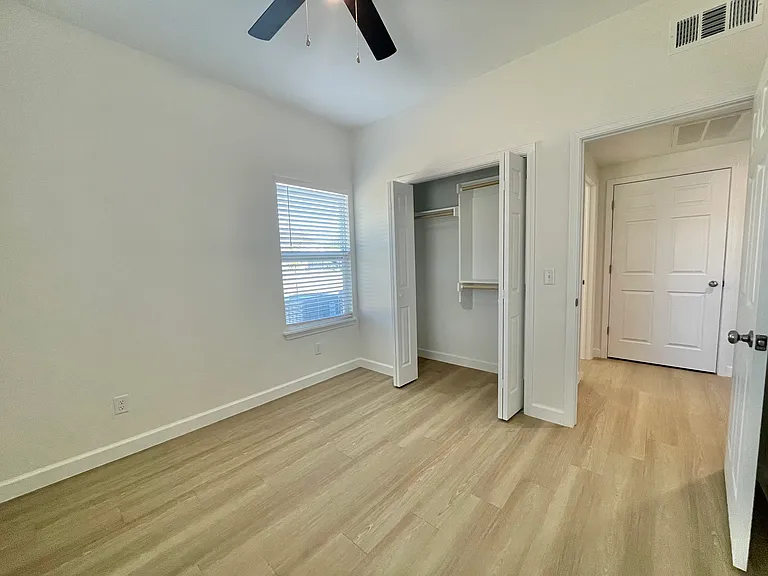 508 S Park St #A — Photo 11