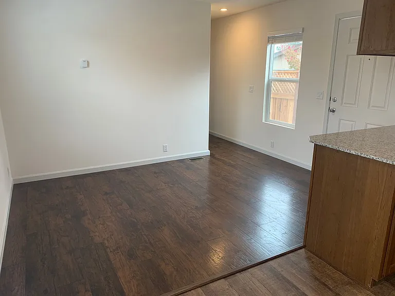 4290A Mehaffey Way — Photo 5