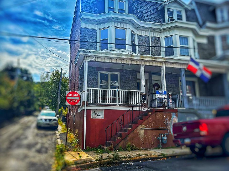 1st image of 1101 W Norwegian St