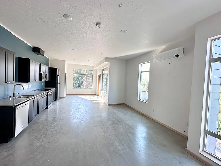 605 S Adams St #302 — Photo 7