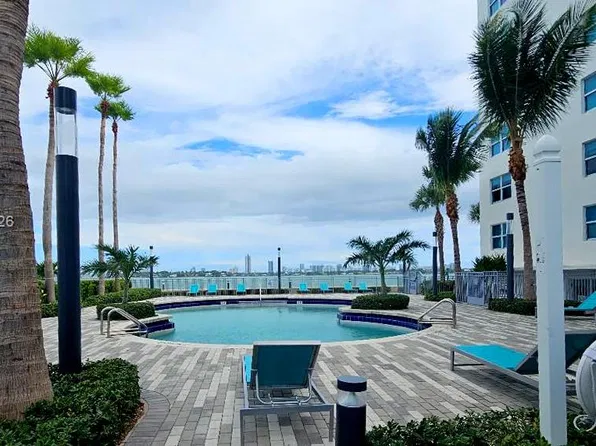 7501 E Treasure Dr APT 9S, North Bay Village, FL 33141