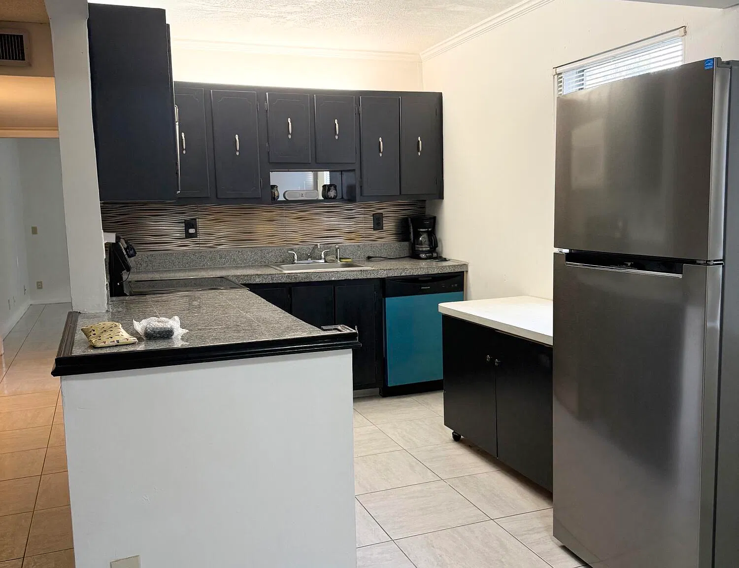 2 bed, 2.0 bath, 907 sqft, $1,850 — Photo 1