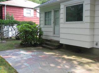 233 Rosehill Ave, New Rochelle, NY 10804