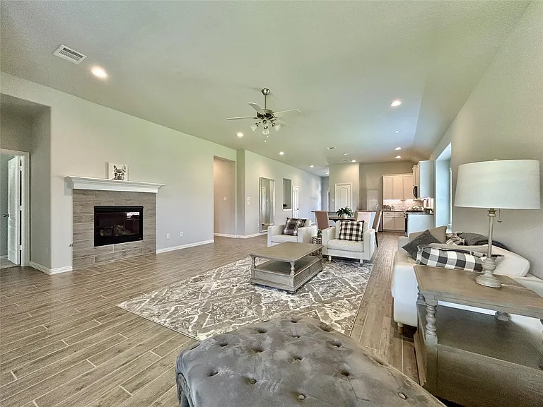 18519 Lilliput Ln — Photo 7