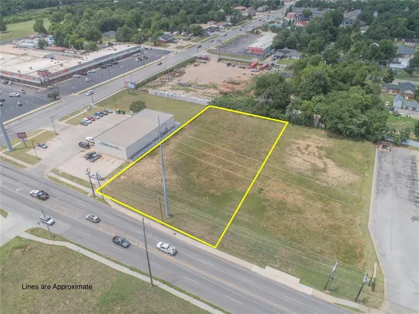 6909 NW 10th St, Oklahoma City, OK 73127