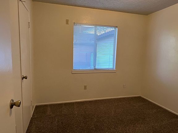 5th image of 1122 Washington Ave
