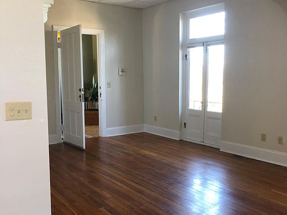 4th image of 10 Mansion St #4