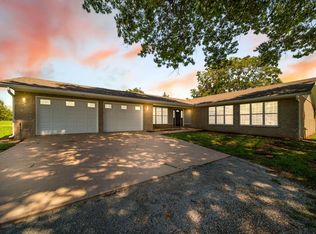 26530 S 650th Rd, Grove, OK 74344