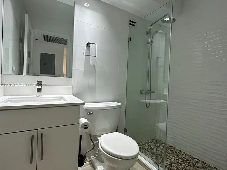 6039 Collins Ave #1221 — Photo 9