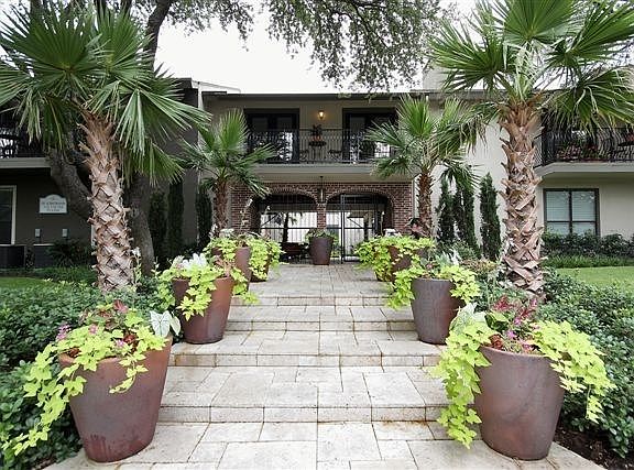 3rd image of 5816 Birchbrook Dr APT 216