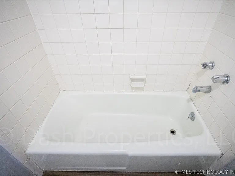 5104 S 75th East Ave — Photo 30