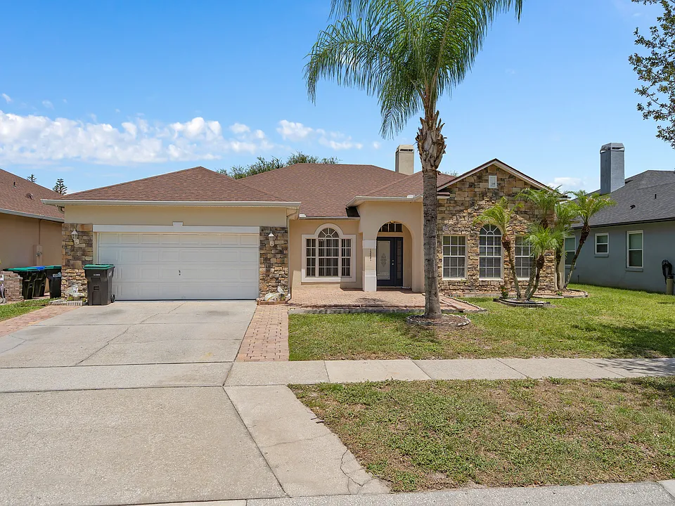 13821 Amberleigh Rd