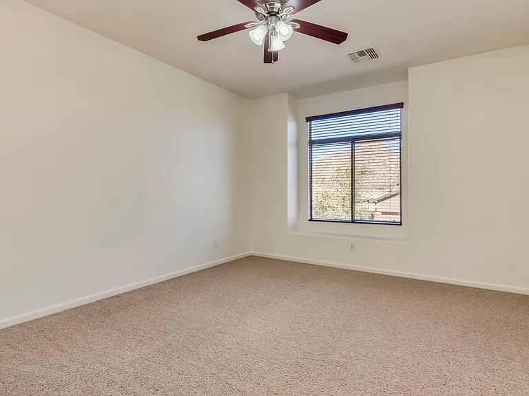5733 W Plum Rd — Photo 7