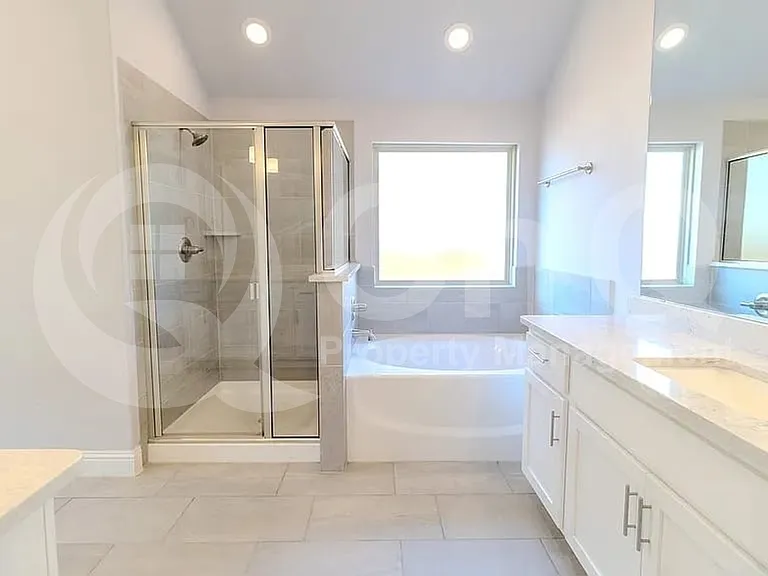 3215 Mattie Grey Ln — Photo 24