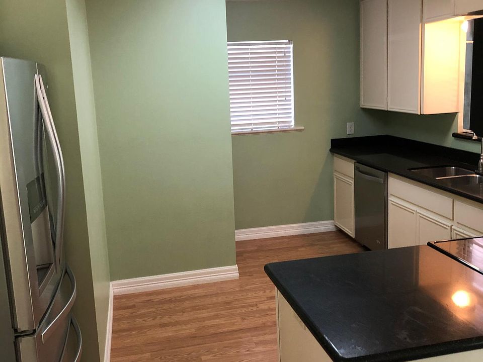 1st image of 1100 Donna Kay Dr