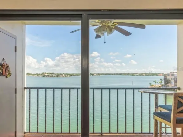 7700 Sun Island Dr S APT 406, South Pasadena, FL 33707