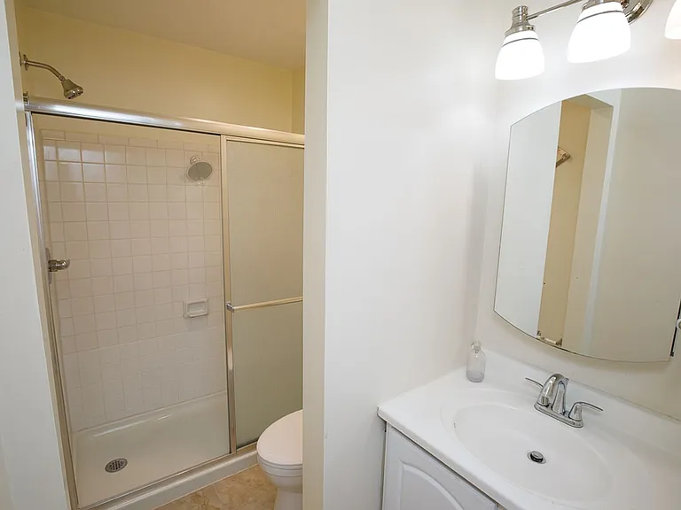 1434 Potomac Ave SE #4 — Photo 21