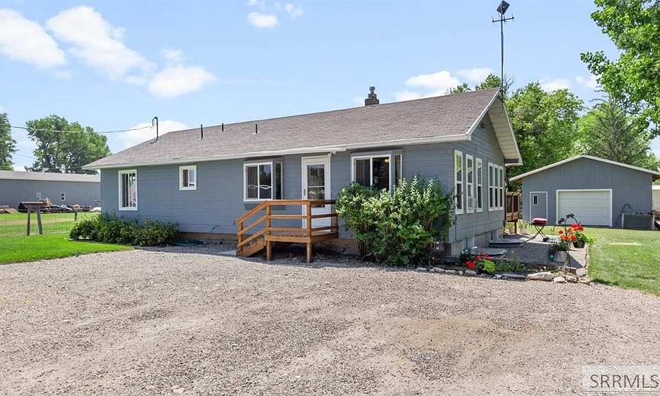 1st image of 5288 E Longhurst Ave