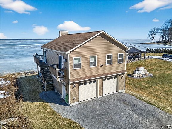 2nd image of 7113 Lakeshore Rd