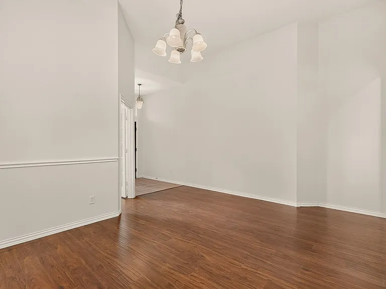 6808 Mason Dr — Photo 11