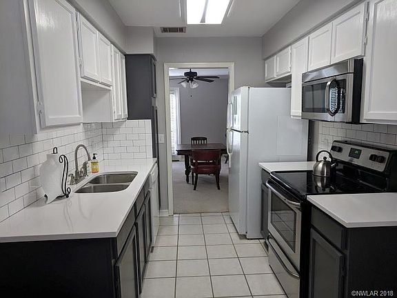 3rd image of 1401 Oden St Unit 17