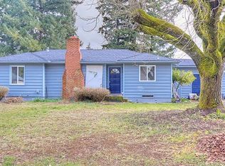 1031 SE Clarey Ave, Grants Pass, OR